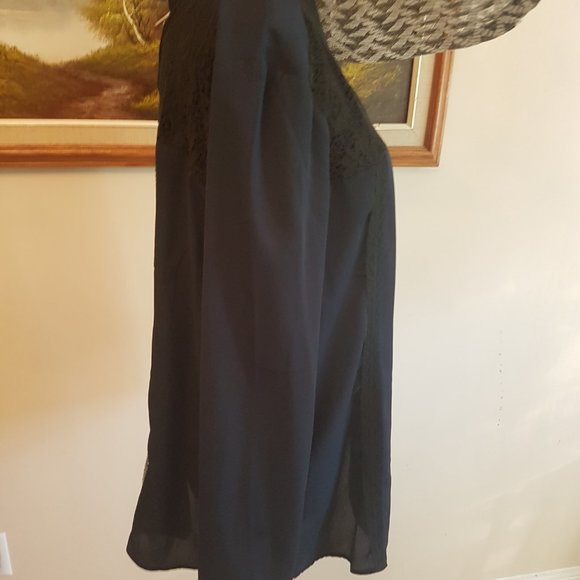 Blouse, Dark navy with a lace motif - Picture 6 of 11